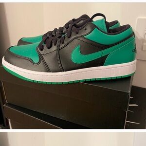 Air Jordan 1 low Lucky Green